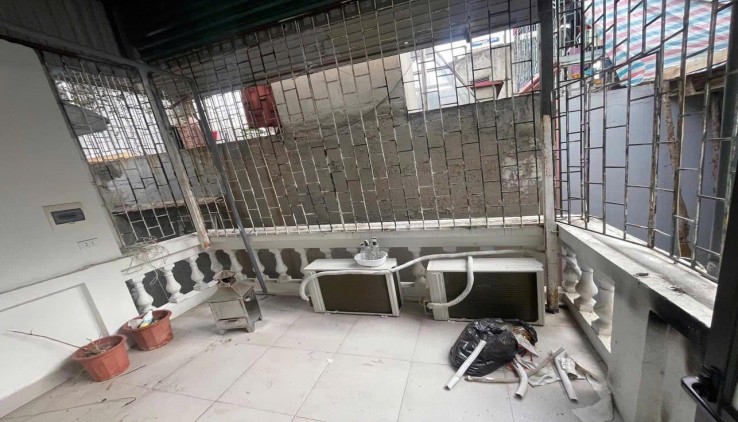 Cho thuê nhà ngõ 28 Thái Hà, 30m2, 4 tầng, 4 ngủ, 3 WC, 14.5 Triệu - VP công ty, KD onl, ở gđ, nhóm